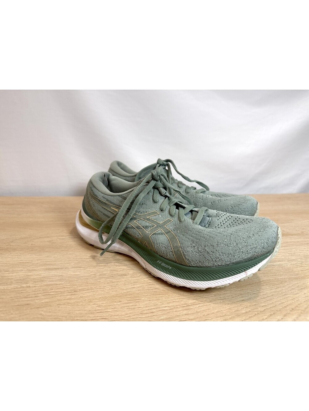 ASICS Gel Kayano 29 Women's 9 Sage Green Running Shoes 1012B272 FF Blast+